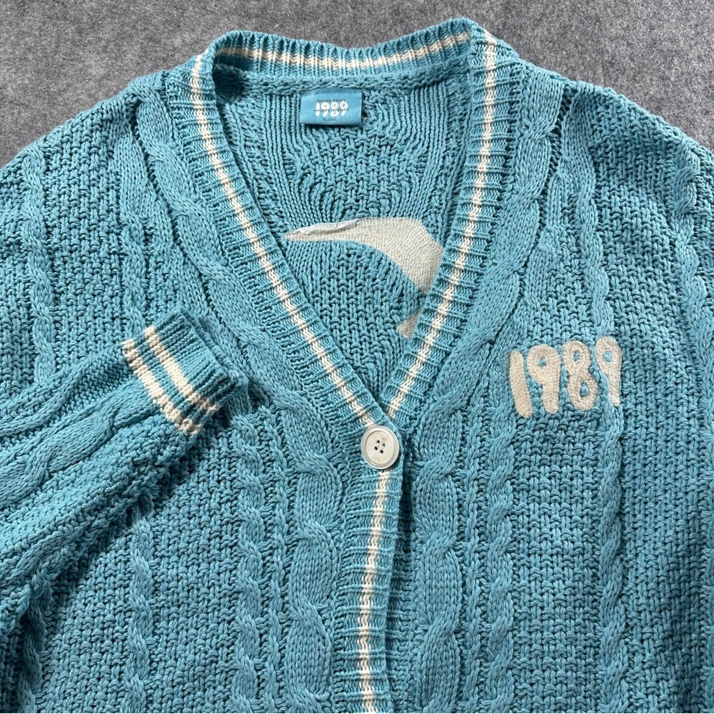 Taylor Swift‎ 1989 Cardigan Tayor's Version Blue Seagulls Size XL / 2XL